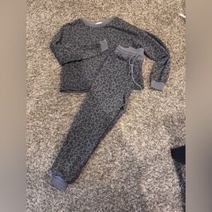 Vestique Leopard Print Lounge Set Charcoal Gray Size Small
